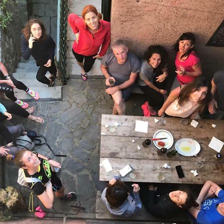 Medieval Village B&B Ne Ngoại thất bức ảnh